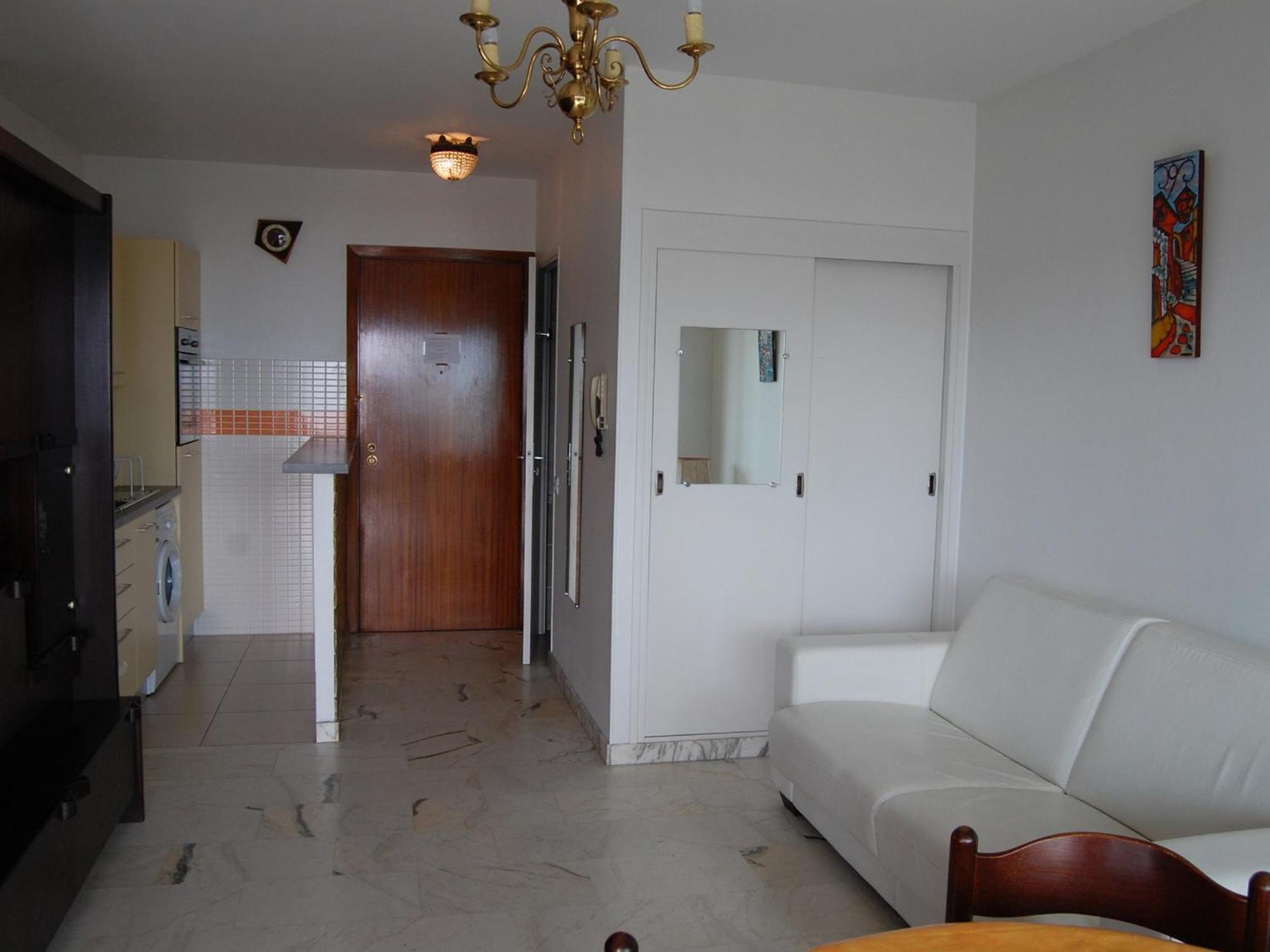 Studio Moderne Avec Terrasse Proche Plages Et Centre, Wifi Gratuit - Fr-1-196-216 Menton Exterior photo